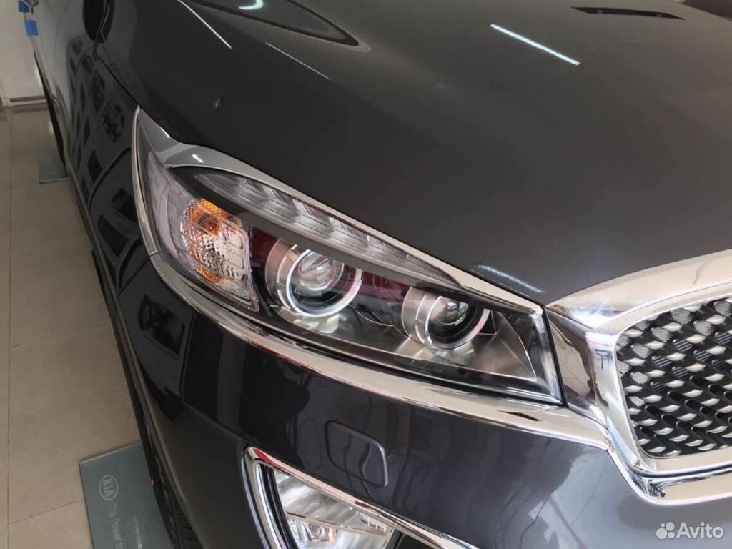 Хром накладки под передние фары Kia Sorento III