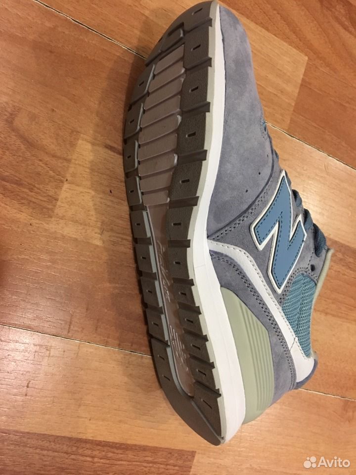 New balance женские кроссовки