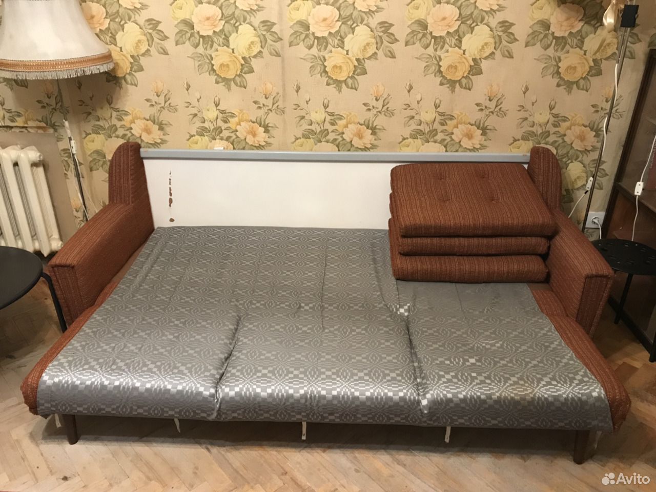 Кровать-трансформер с диваном даром