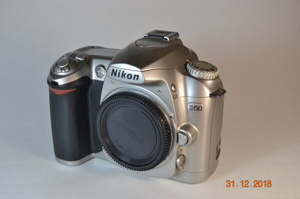 Фотоаппарат Nikon D50 body (под востановление)