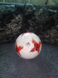 Футбольный мяч Adidas krasava