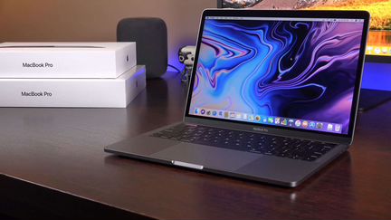 Apple MacBook Pro 2019 touch bar 13-inch 256gb