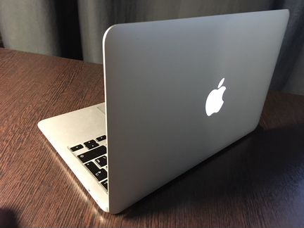 MacBook Air 11 (2012)