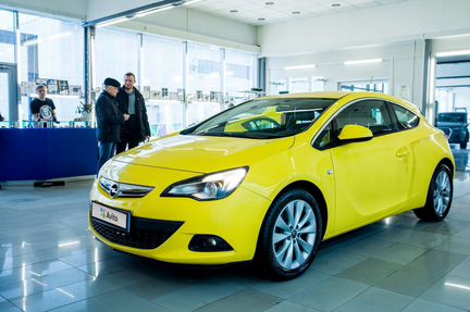 Opel Astra GTC 1.4 AT, 2013, 90 000 км