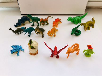 Игрушки киндер динозавры