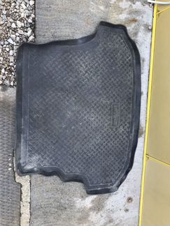 Резиновый коврик в багажник Субару Форестер 2