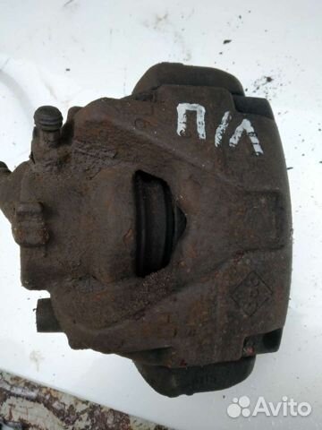 Суппорт передний левый Рено Флюенс 2010-14 г