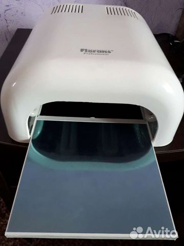 Лампа для маникюра (новая)