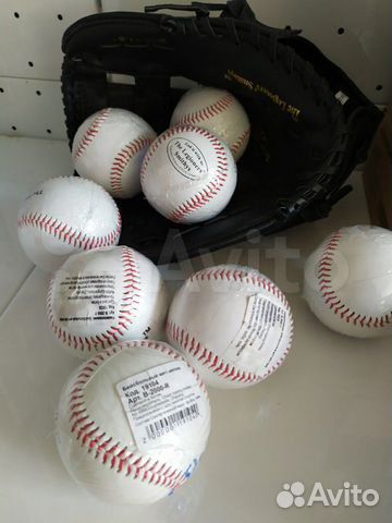 Бейсбольная перчатка