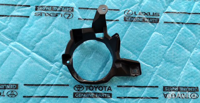 Крепление противотуманки Рав 4 -4 правое 13-15