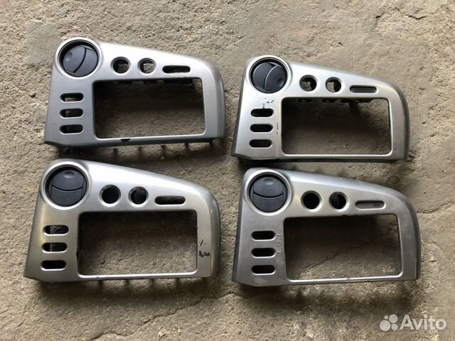 Накладка торпеды Pontiac Vibe 2002-2007