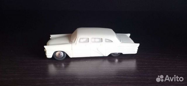 Модель автомобиля Чайка СССР
