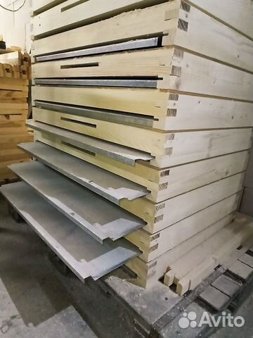 Ульи с противоварроатозным и глухим дном