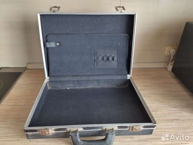 Кейс дипломат