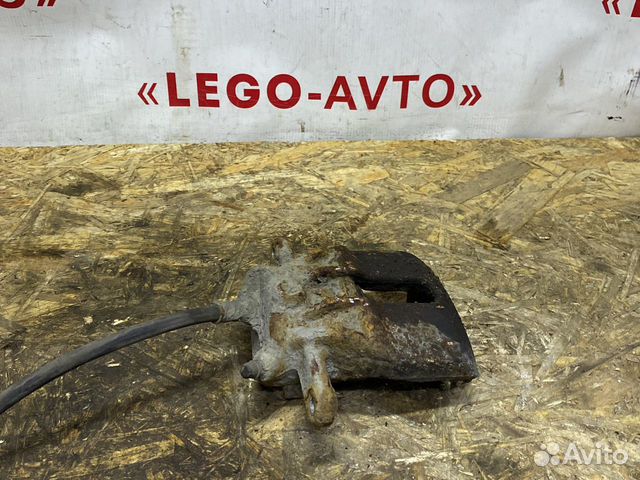 Суппорт Nissan Almera передний левый