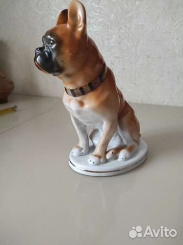 Фарфоровая Собака