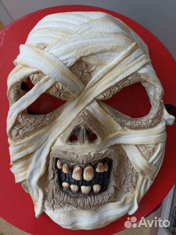 Маска театральная