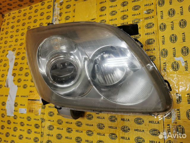 Запчасти фары Avensis 2003 (1917)