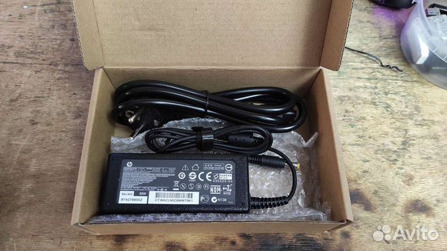 Зарядное устройство для ноутбука. Блок питания