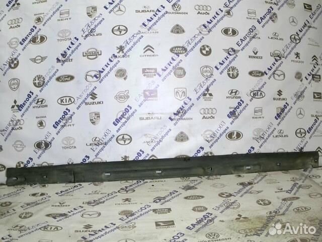 Накладка на порог правая, нижняя Ford Focus II 200