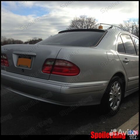 Козырек заднего стекла Mercedes-Benz W210