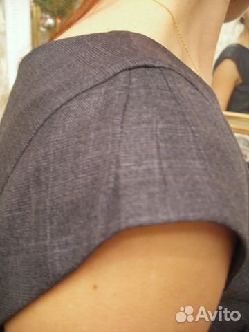 Элегантное платье Valentino оригинал шерсть