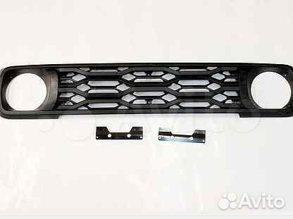 Решетка радиатора Нива Урбан Цепи Новая