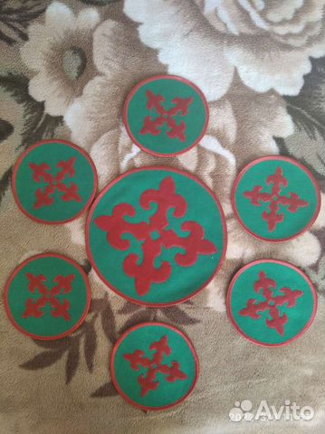 Салфетки на стол круглые