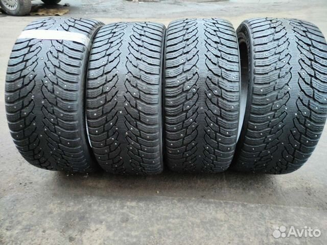 Nokian Tyres Hakkapeliitta 9 SUV 295/40 R21 111T