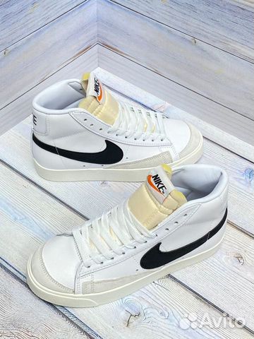 Кроссовки Nike Blazer Mid