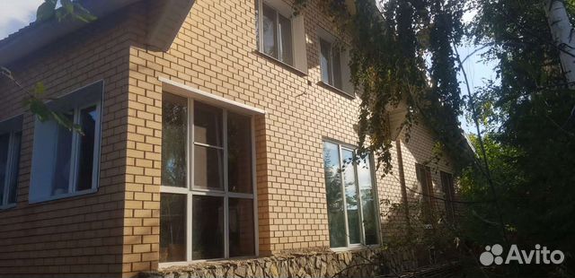 

3-к. дом, 190 м²