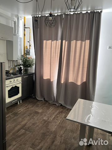 

1-к. квартира, 37 м², 8/9 эт.