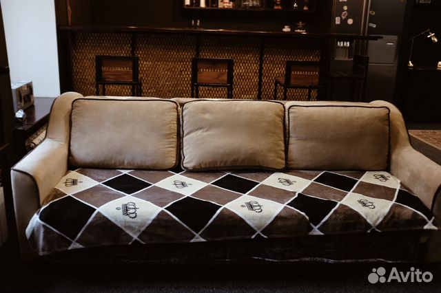 

1-к. квартира, 50 м², 1/4 эт.