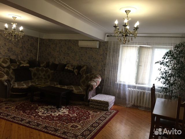 

2-к. квартира, 90 м², 2/5 эт.