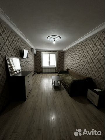 

2-к. квартира, 53 м², 2/5 эт.