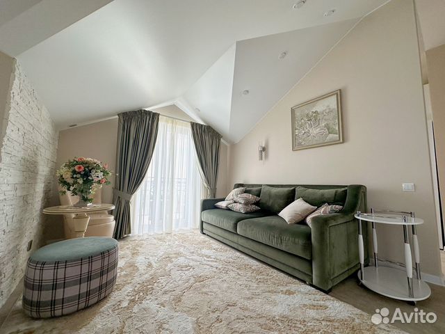 

2-к. квартира, 65 м², 8/8 эт.
