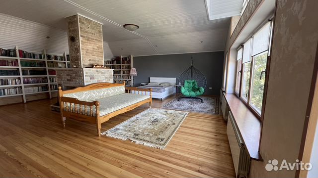 

6-к. дом, 300 м²