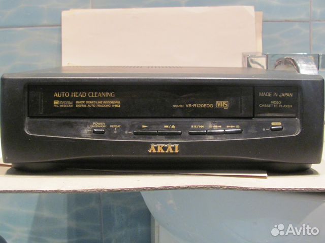 Видеоплейер Akay и значки