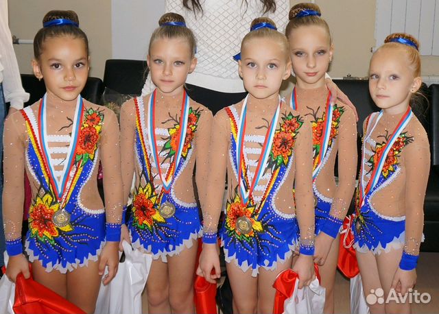 Групповые купальники для художественной гимнастики Групповые купальники для художественной гимнастики
