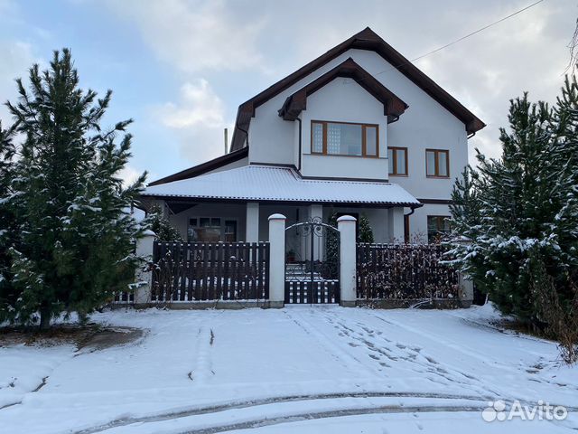 

10-к. и более коттедж, 451 м²
