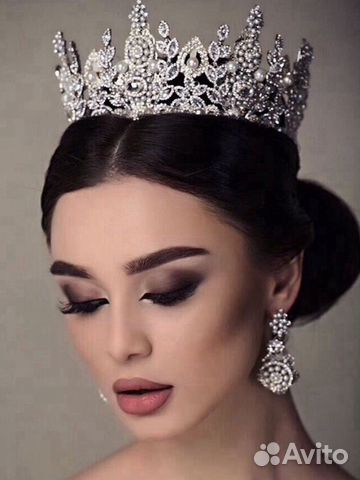 Макияж, Укладка, Бровист