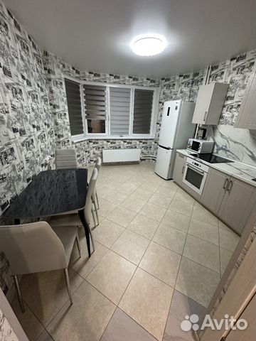 

2-к. квартира, 65 м², 2 кровати