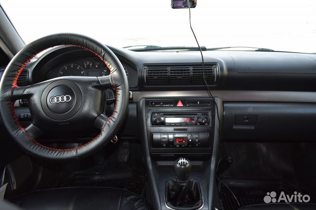 Audi A4 1.6 МТ, 1999, 270 000 км