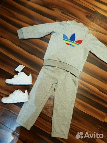 Костюм спортивный Adidas новый детский 92 р Костюм спортивный Adidas новый детский 92 р