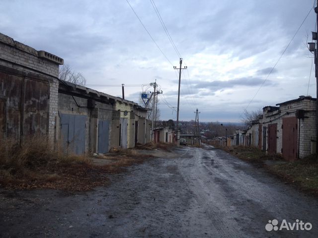 Гараж, > 30 м²