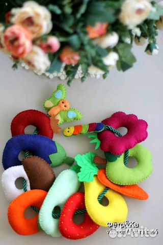 Развивающая игрушка Голодная гусеница