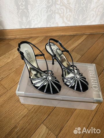 Босоножки новые Loriblu