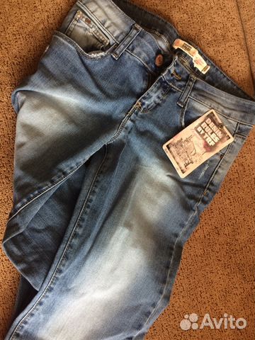 Новые джинсы Zara
