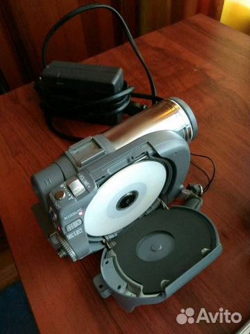 Panasonic VDR-D250EE Видеокамера в новом состоянии