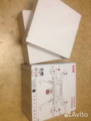 Квадрокоптер syma X8SW Квадрокоптер syma X8SW